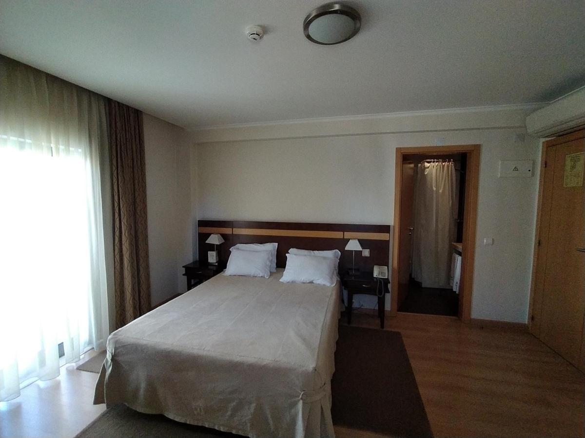 Hotel Santo Condestavel Фатима Экстерьер фото