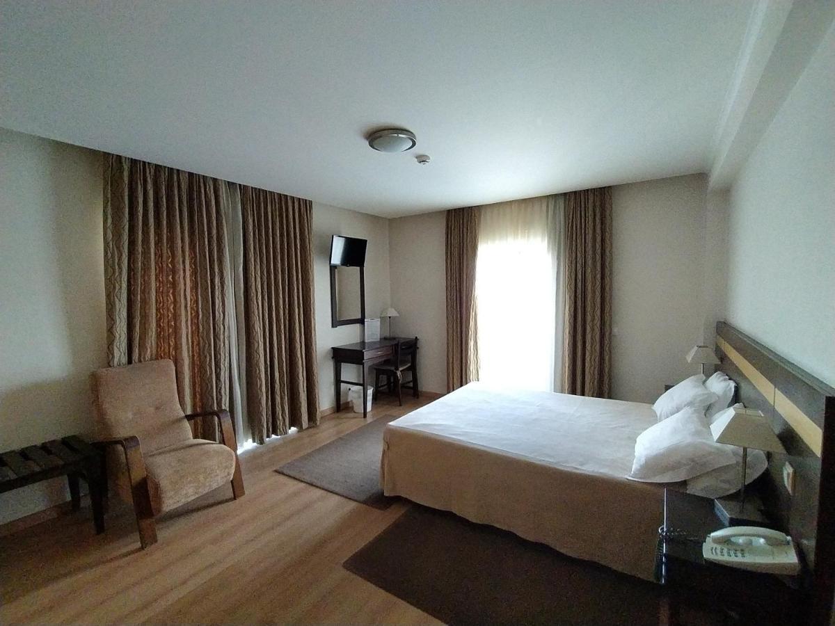 Hotel Santo Condestavel Фатима Экстерьер фото